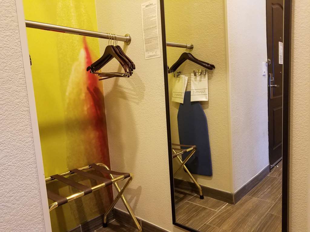 Hilton Garden Inn Phoenix Airport Szoba fotó